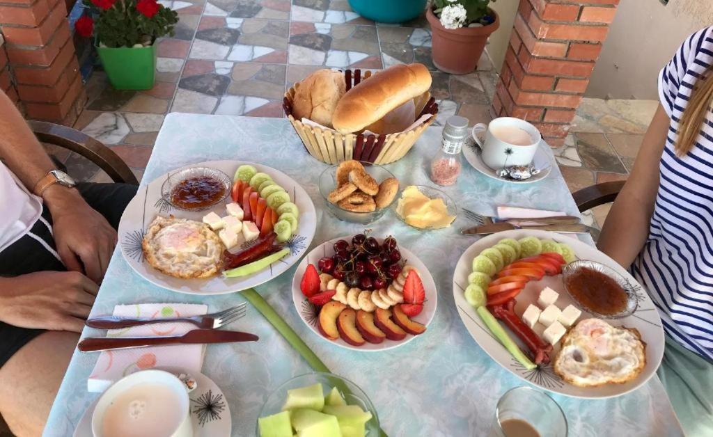 Vlorë Arlind'S Apartaments מראה חיצוני תמונה