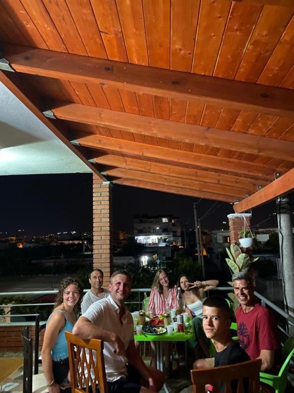 Vlorë Arlind'S Apartaments מראה חיצוני תמונה
