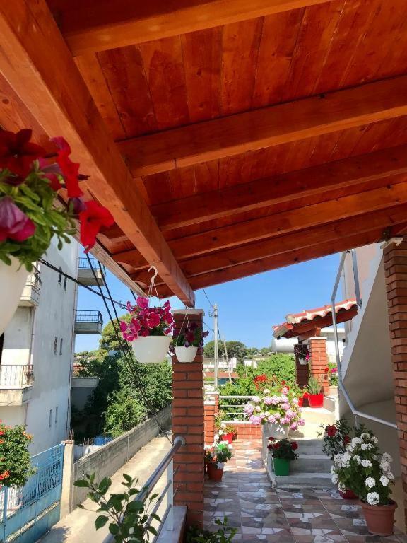 Vlorë Arlind'S Apartaments מראה חיצוני תמונה