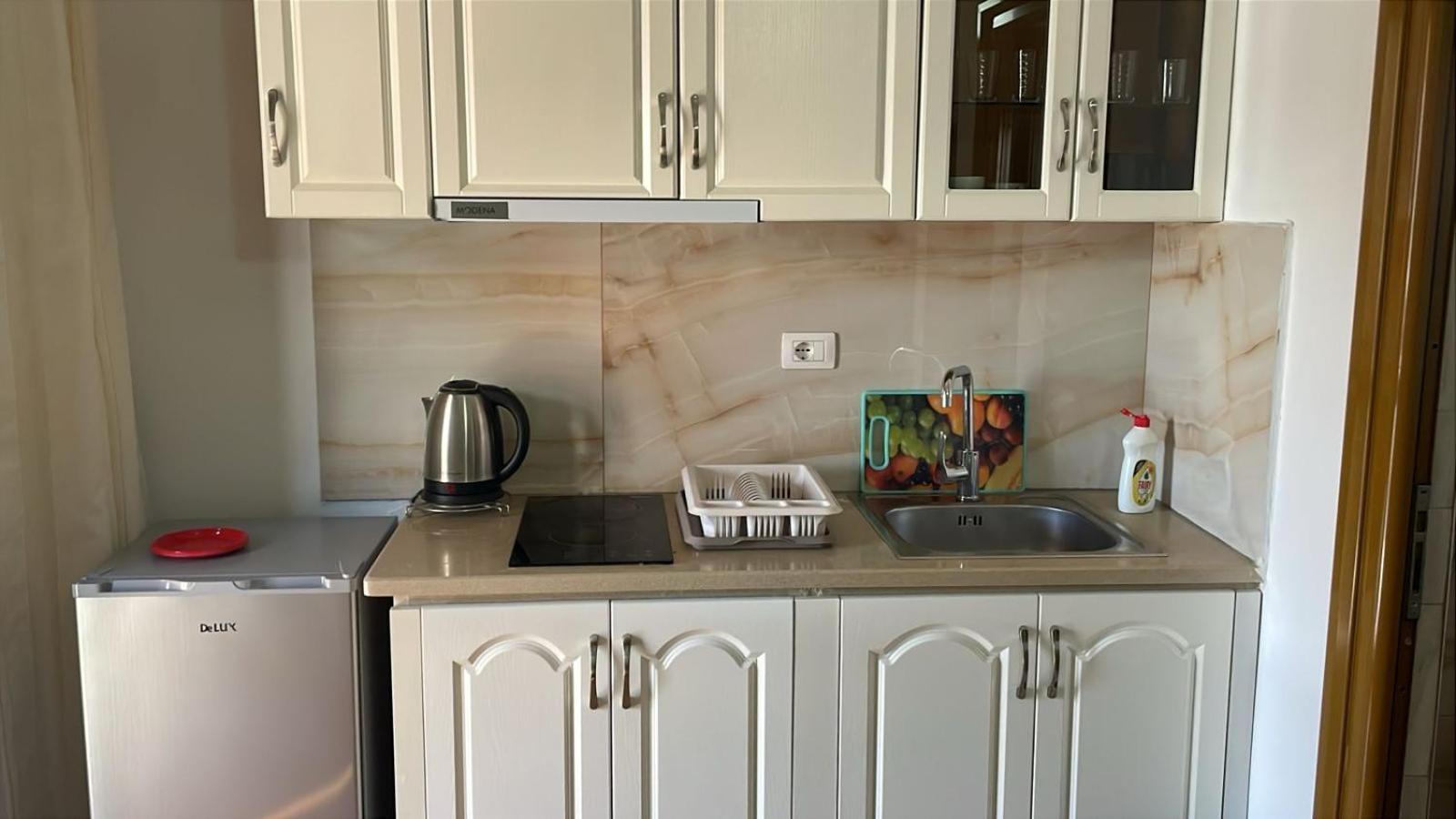 Vlorë Arlind'S Apartaments מראה חיצוני תמונה
