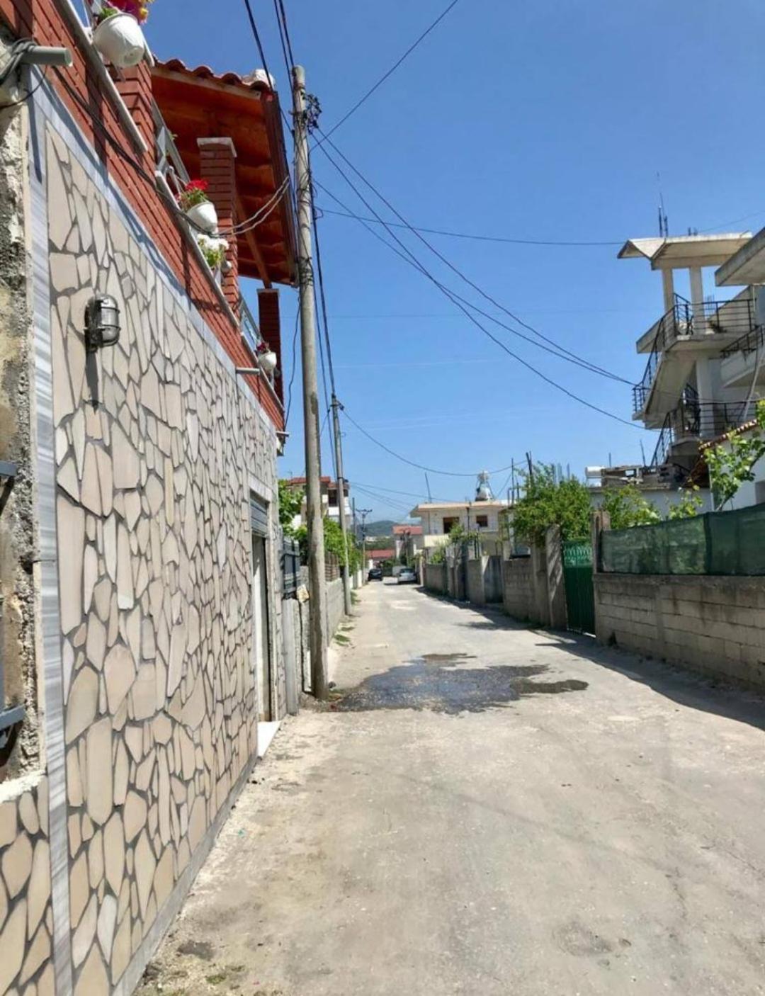 Vlorë Arlind'S Apartaments מראה חיצוני תמונה